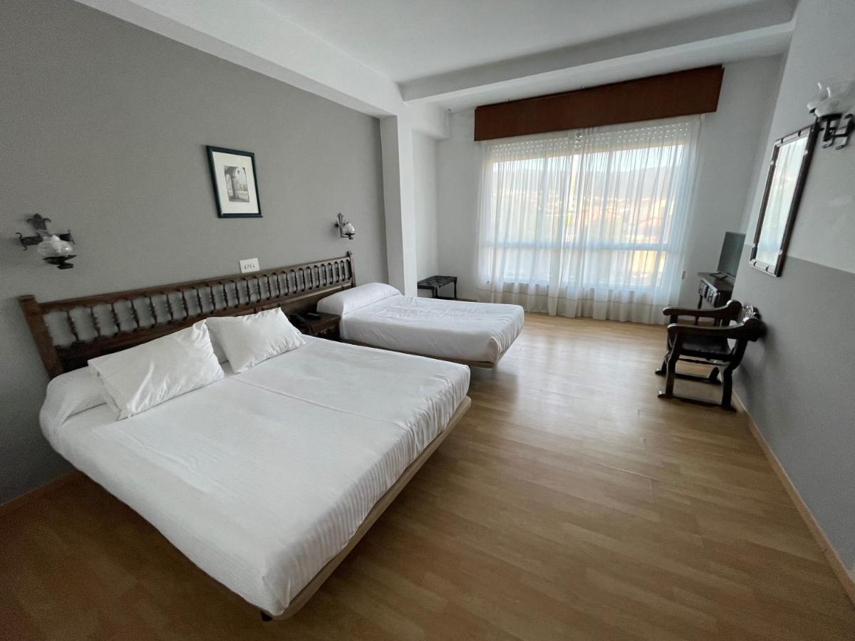 Hotel Eumesa 폰테데우메 외부 사진