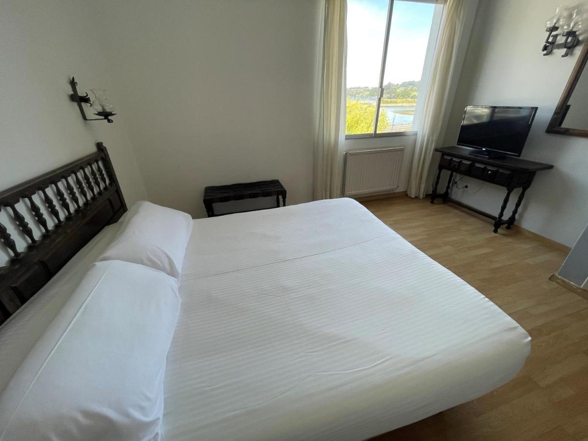 Hotel Eumesa 폰테데우메 외부 사진
