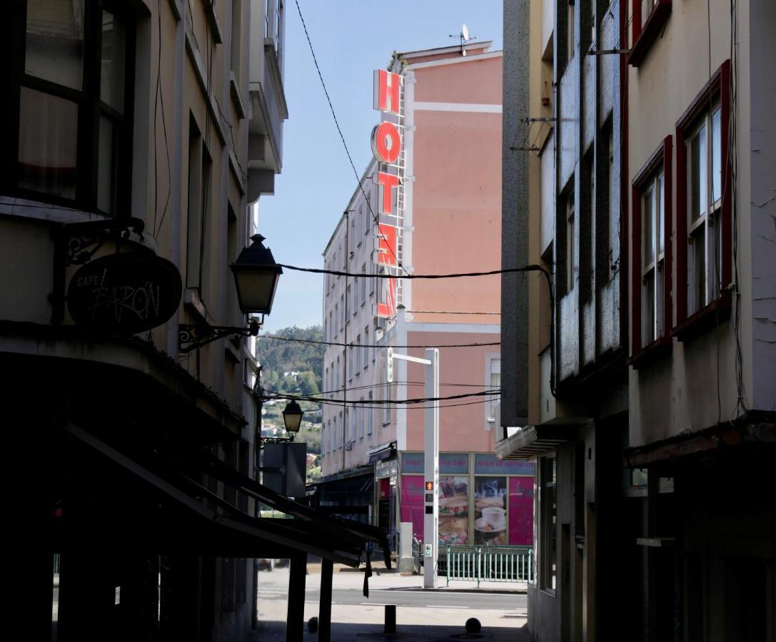 Hotel Eumesa 폰테데우메 외부 사진